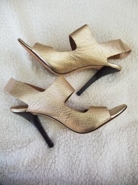 Michael Kors Metallic Gold Leather High-Heel